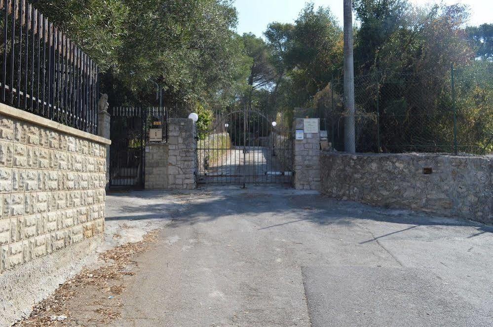 Villa Alice Resort Casarano Exterior photo